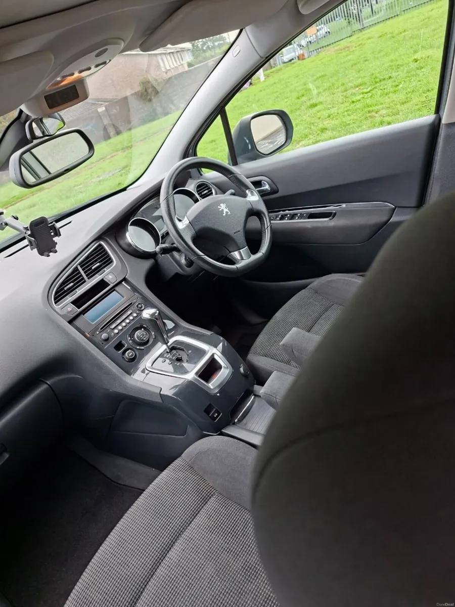 Peugeot 5008 2016 - Image 3