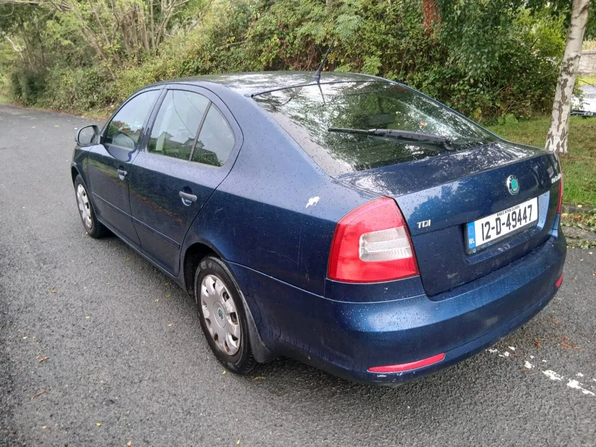 12 SKODA OCTAVIA 1.6 DIESEL NEW NCT TILL 4/27 - Image 6