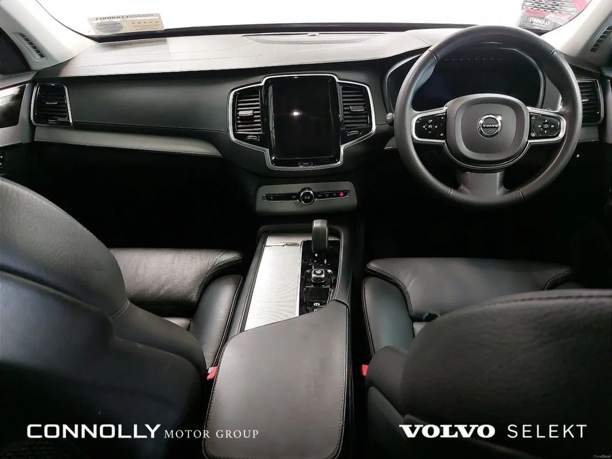 Volvo XC90 T8 PHEV 455hp Plus (Dark Theme) - Image 4