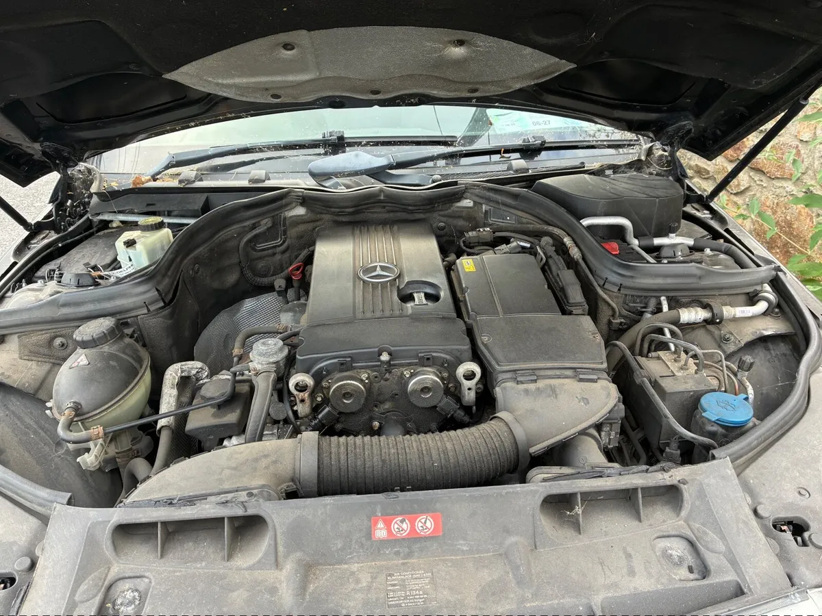 Mercedes-Benz C-Class 2007 - Image 4