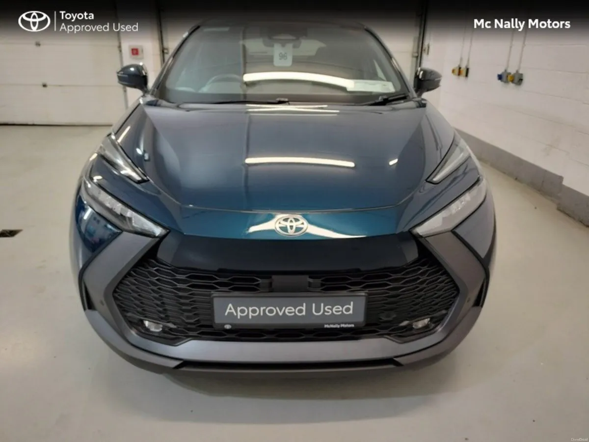 Toyota C-HR HYBRID SPORT - Image 5