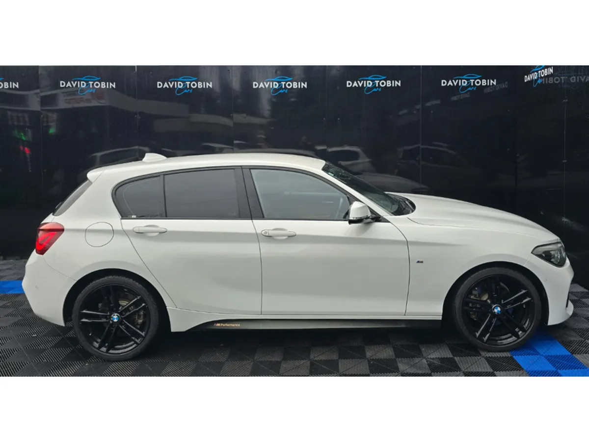 BMW 1-Series 118D MSPORT AUTO SHADOW EDITION - Image 2