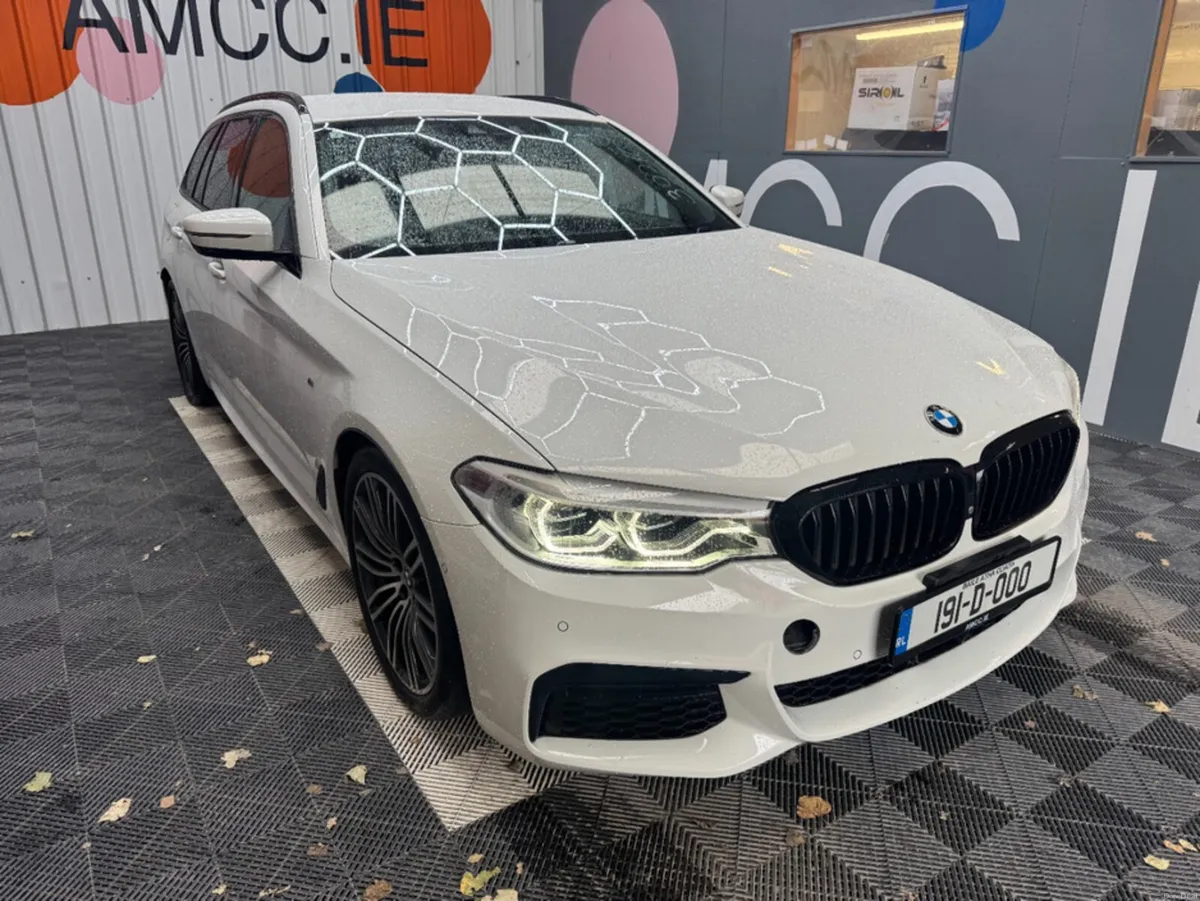 BMW 5-Series 2019 BMW 5 WG523D TOURING M-SPORT AUT - Image 1