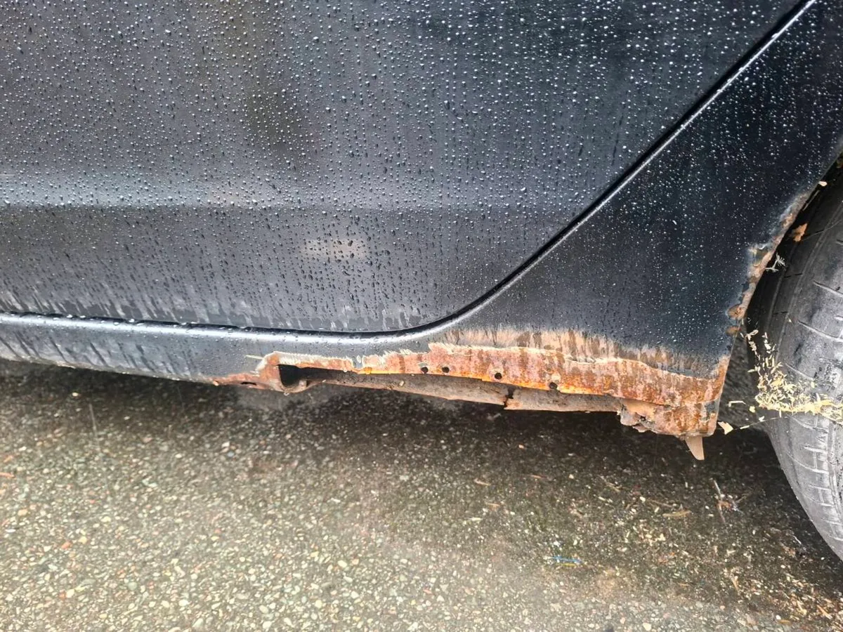 Honda insight 2010 - Image 2
