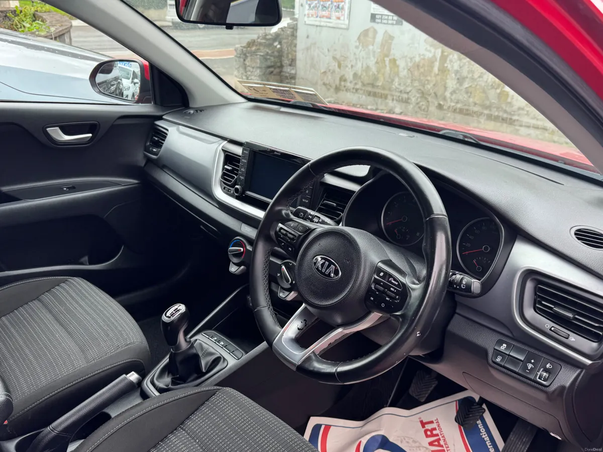 Kia Stonic low mileage petrol - Image 6