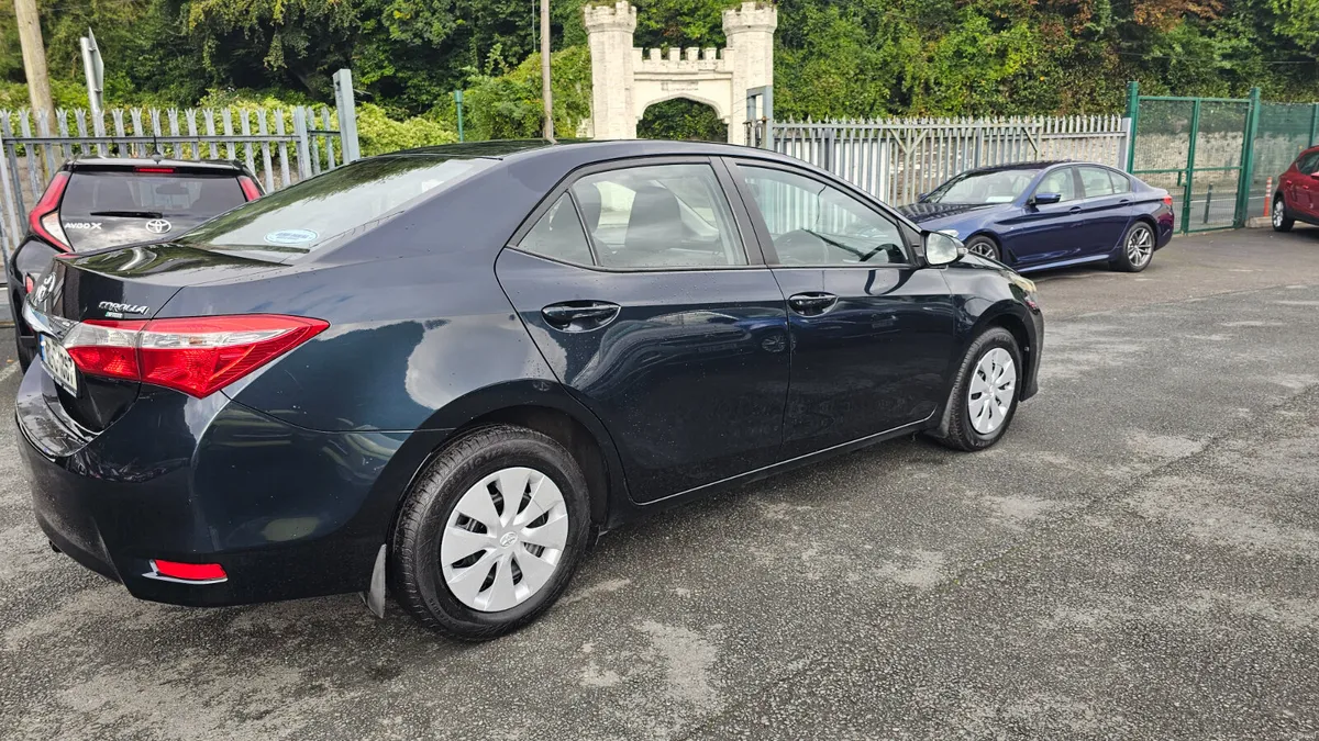 Toyota Corolla 2015 1.4 D4D ONLY 98K KM - Image 6
