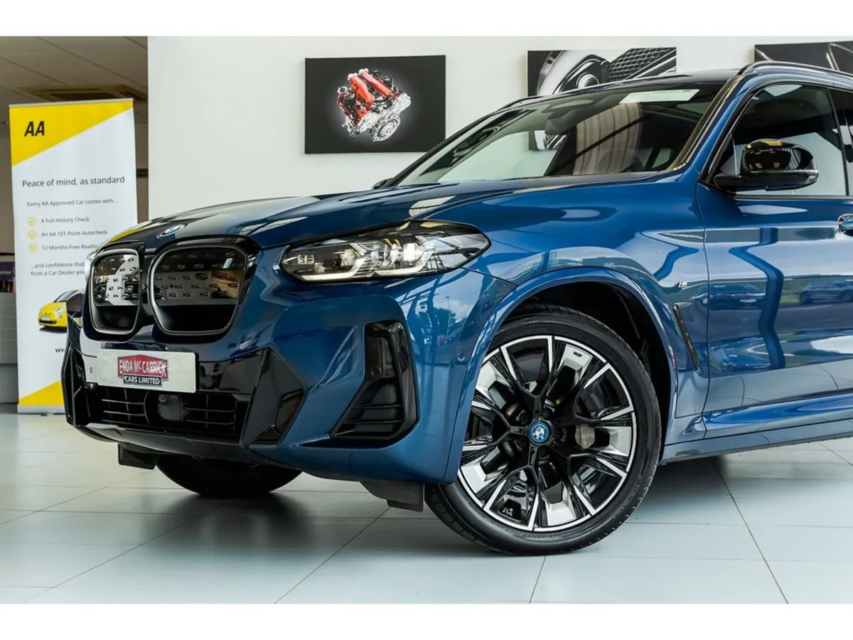 BMW iX3 M SPORT PRO, ROOF, COMFORT, TECH, HARMON K - Image 2