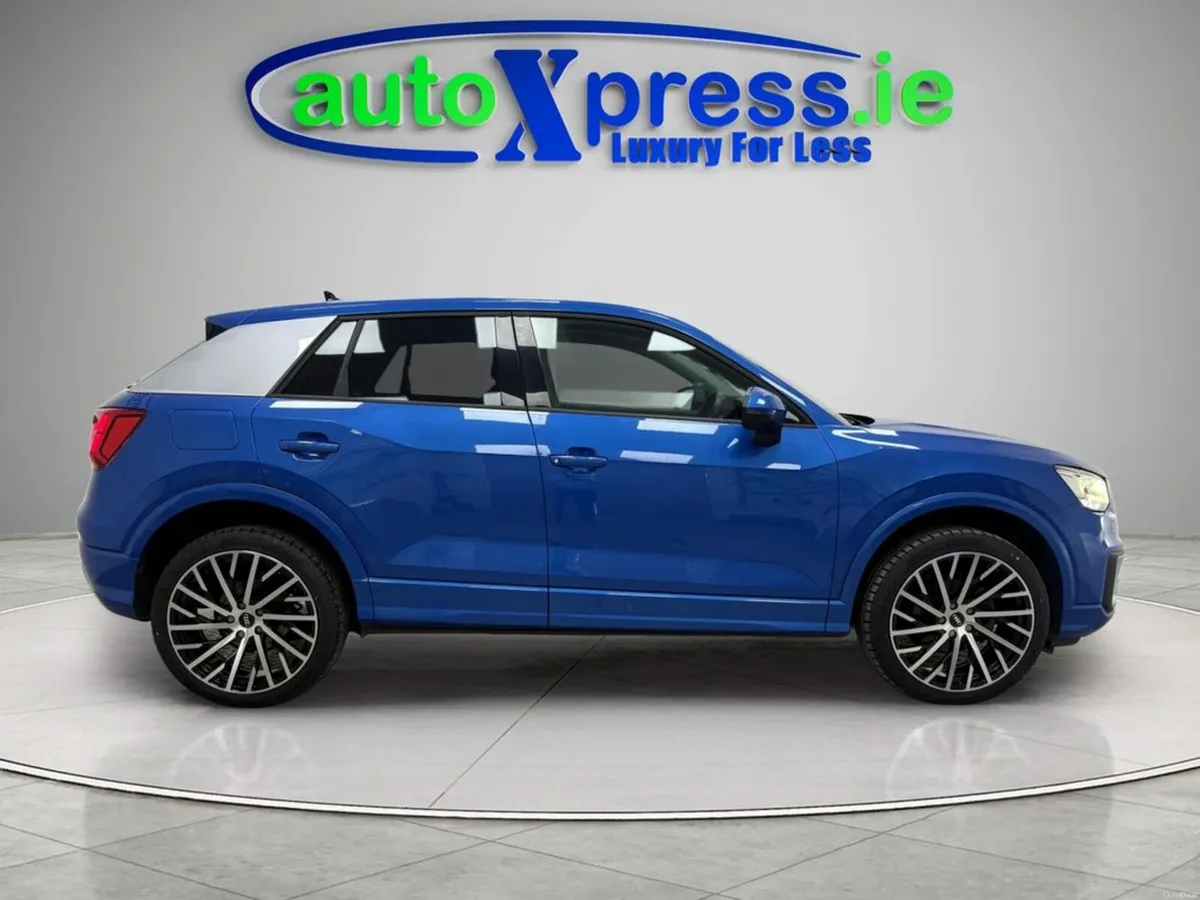 Audi Q2 1.0 30 TFSI SPORT Automatic, Reversing cam - Image 5
