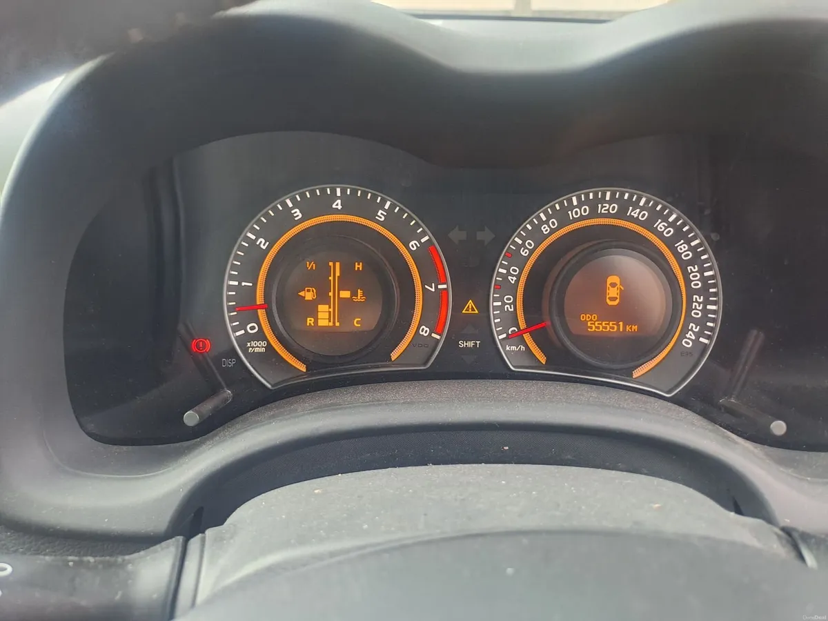 Toyota Corolla 2012 - Image 2