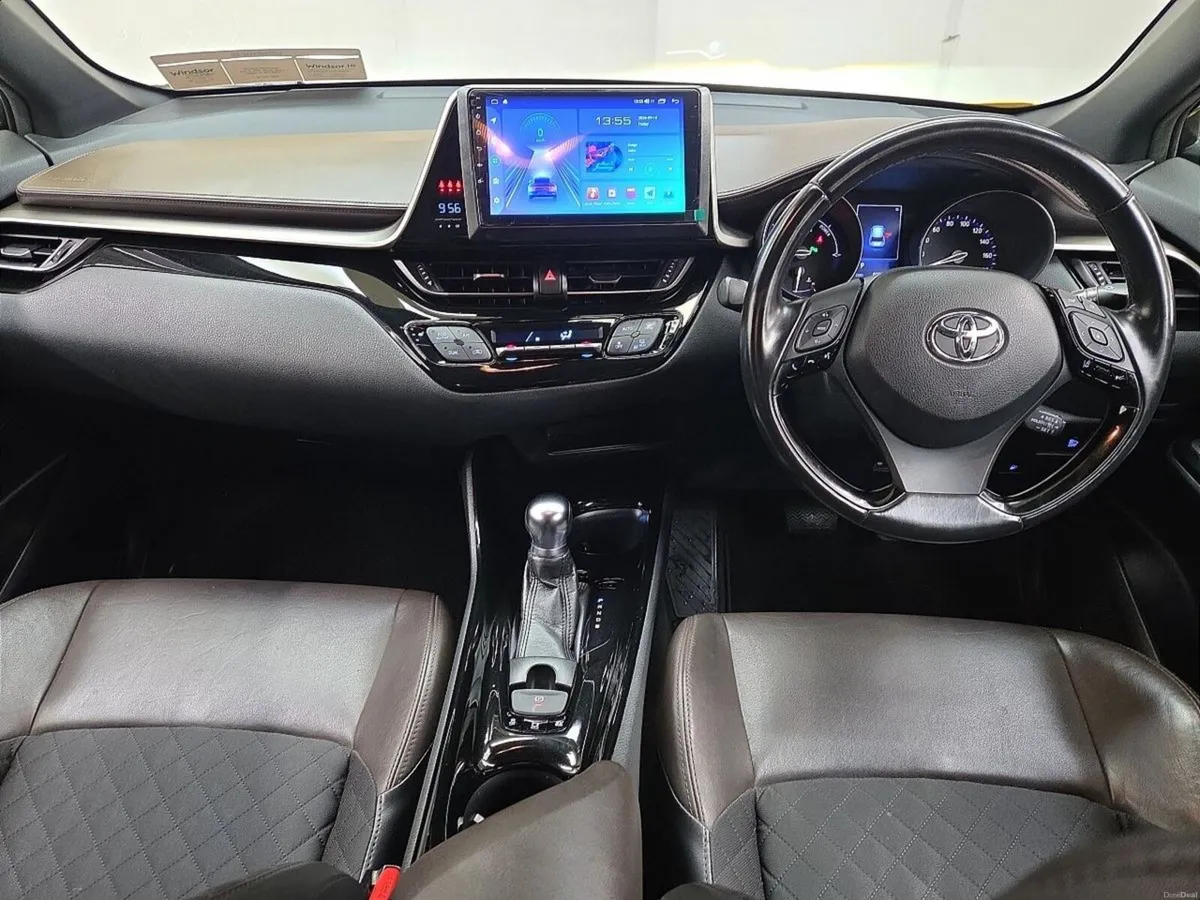 Toyota C-HR G 1.8 Hybrid *Top spec* - Image 3