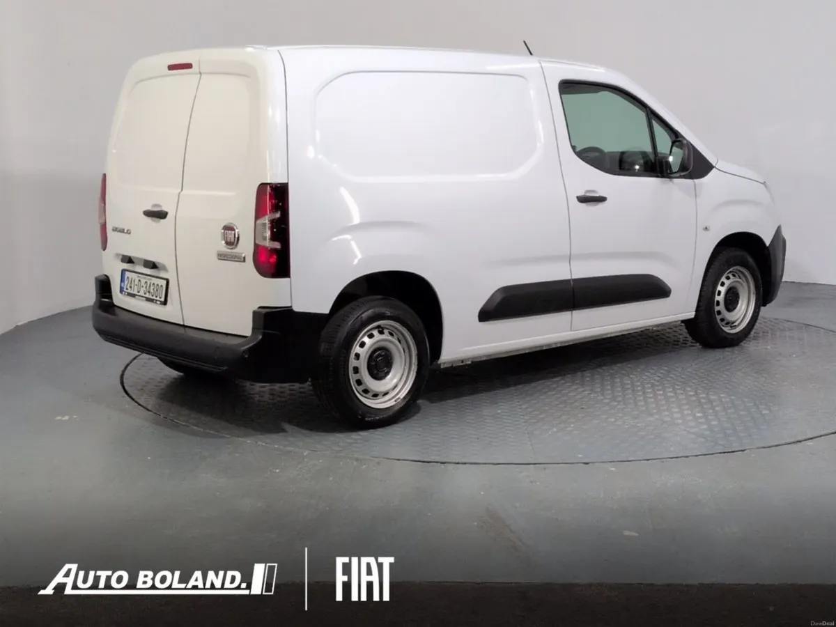 Fiat Doblo DOBLO SWB 1.5 100BHP  650 KG 4DR - Image 3