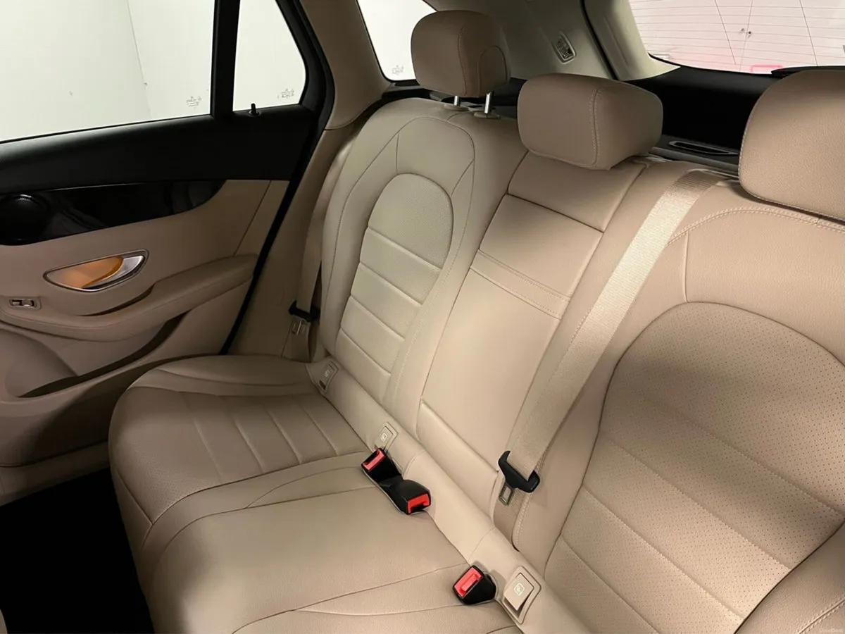 Mercedes-Benz GLC 220d - 18 Inch Alloys - Apple Ca - Image 4