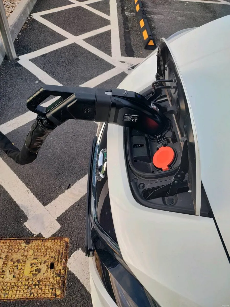 182c Nissan leaf 40kwh - Image 2