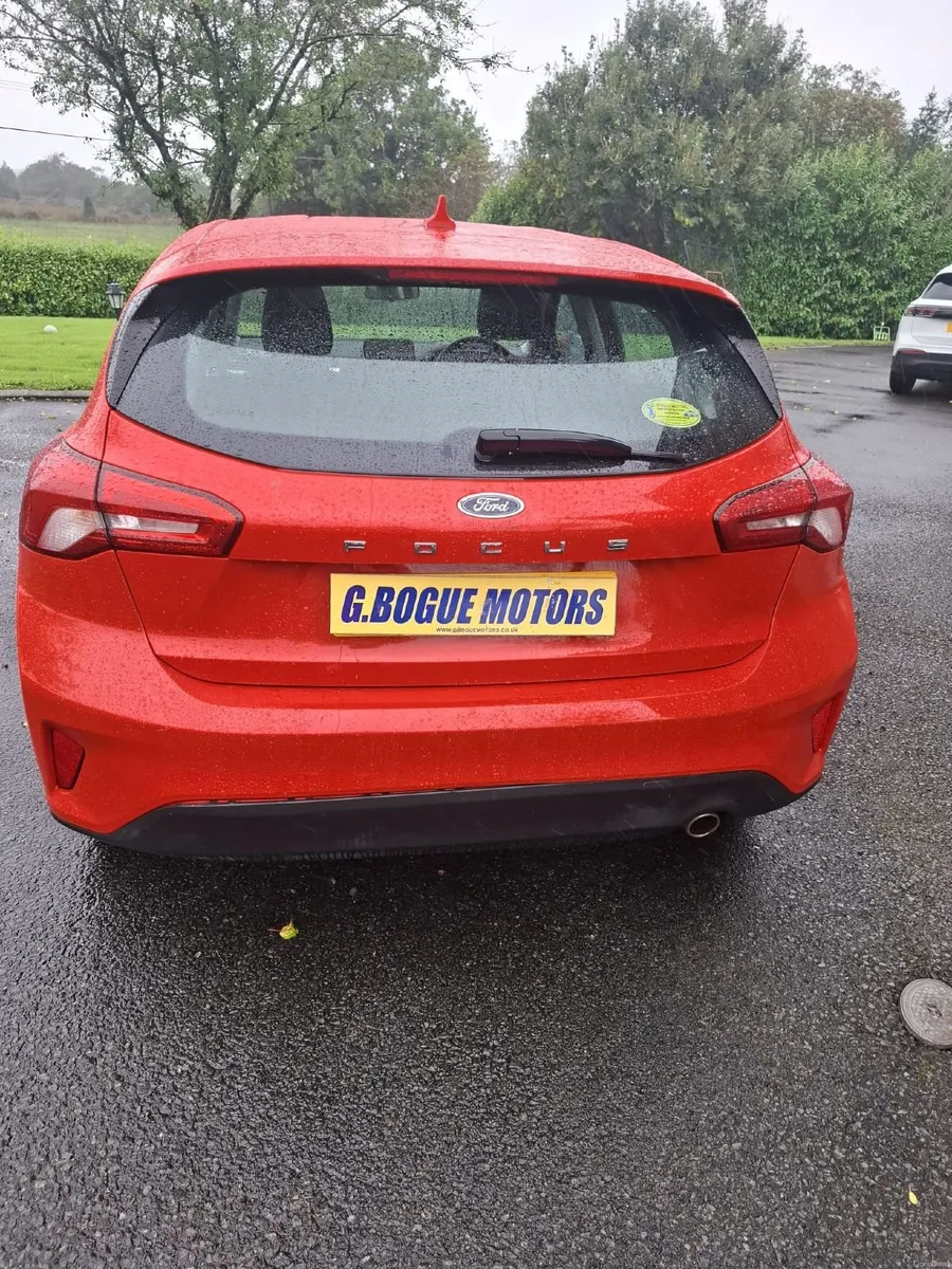 Ford Focus 2019 - Image 2