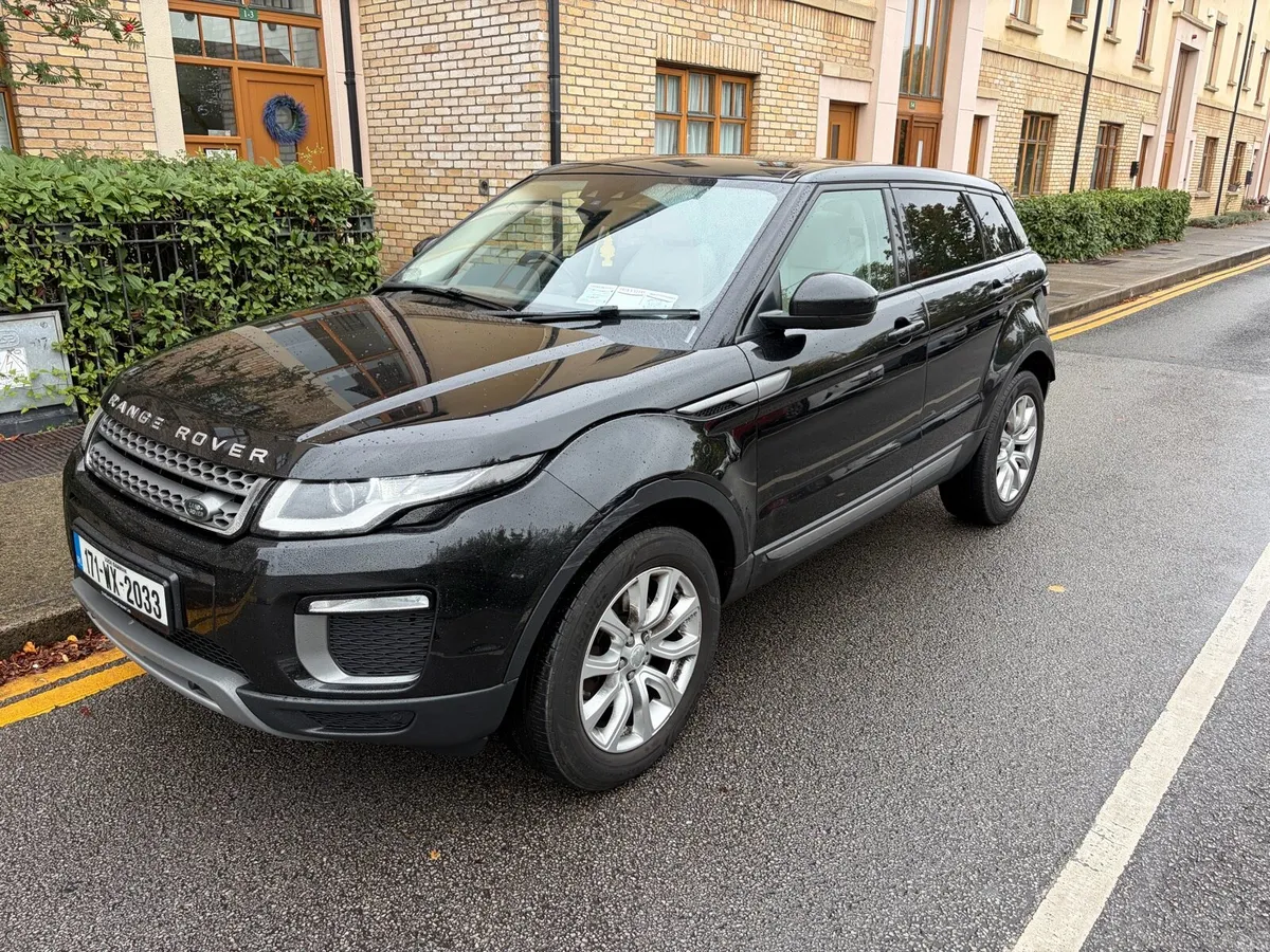 2017 Land Rover Evoque - Image 2