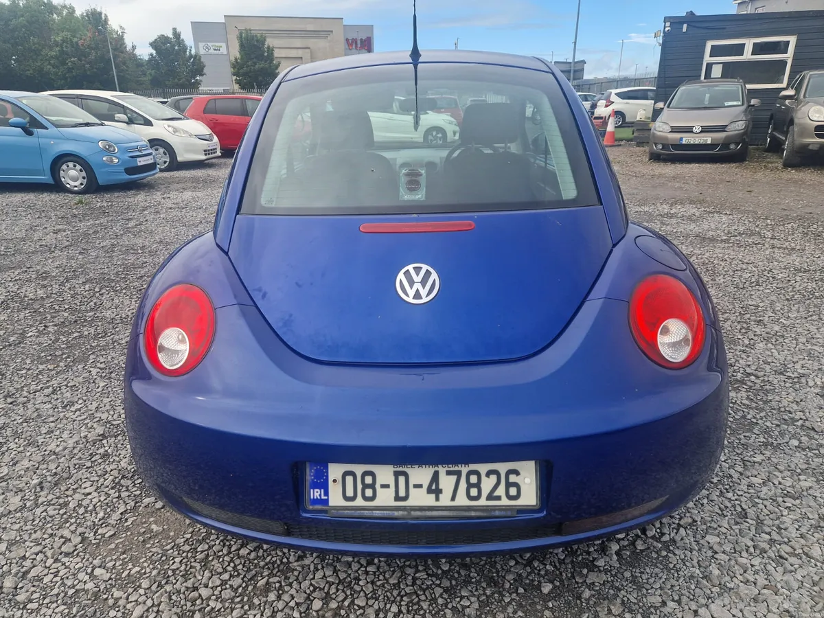 Volkswagen Beetle 2008 - Image 4