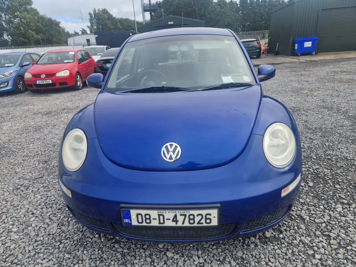 Volkswagen Beetle 2008 - Image 2