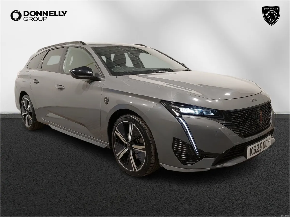 Peugeot 308 1.2 Hybrid 136 GT 5dr e-DSC6 - Image 1