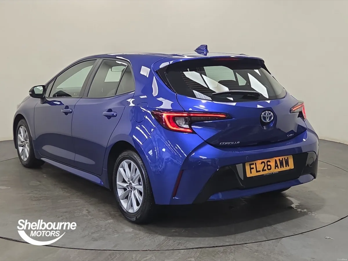 Toyota Corolla 1.8 Hybrid Icon 5dr CVT - Image 2