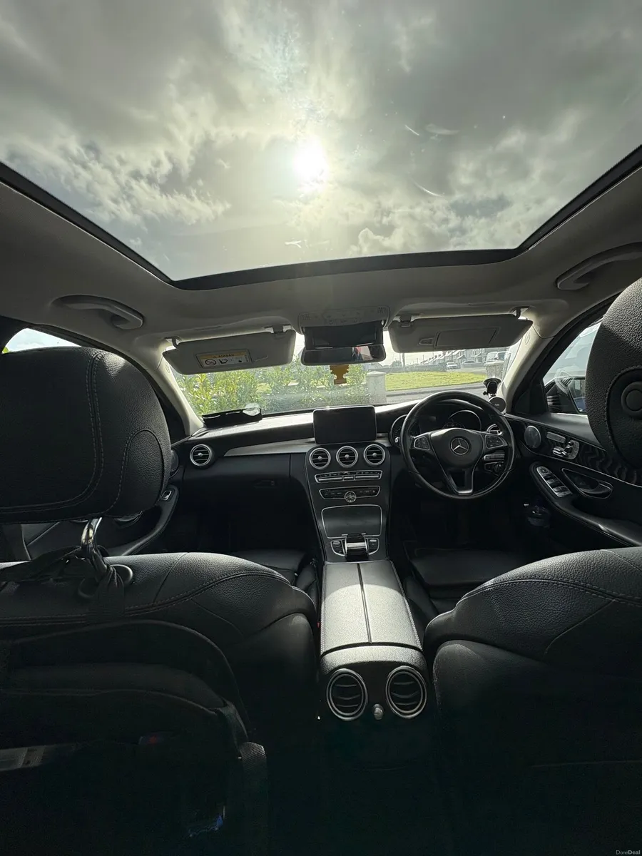 Mercedes-Benz C-Class 2017 - Image 5
