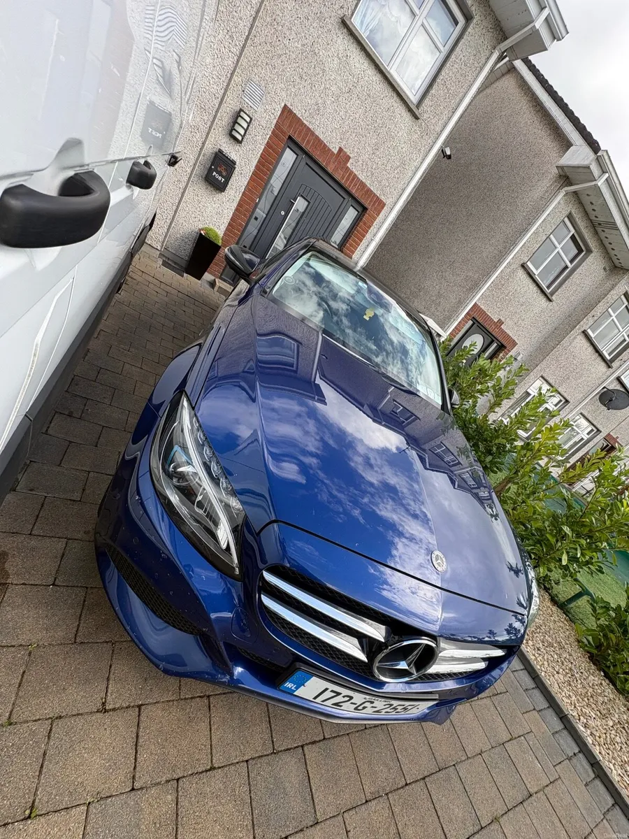 Mercedes-Benz C-Class 2017 - Image 2