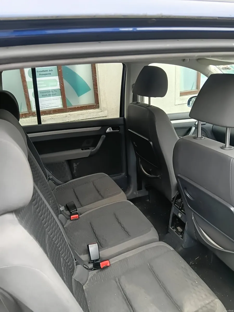 2009 Volkswagen Touran 1.9 TDI - Image 6