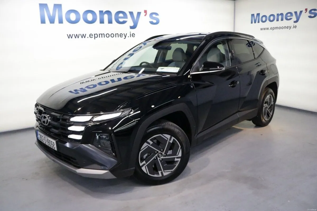 Hyundai Tucson Hybrid Executive Pre Reg 1.6l Petro - Image 1
