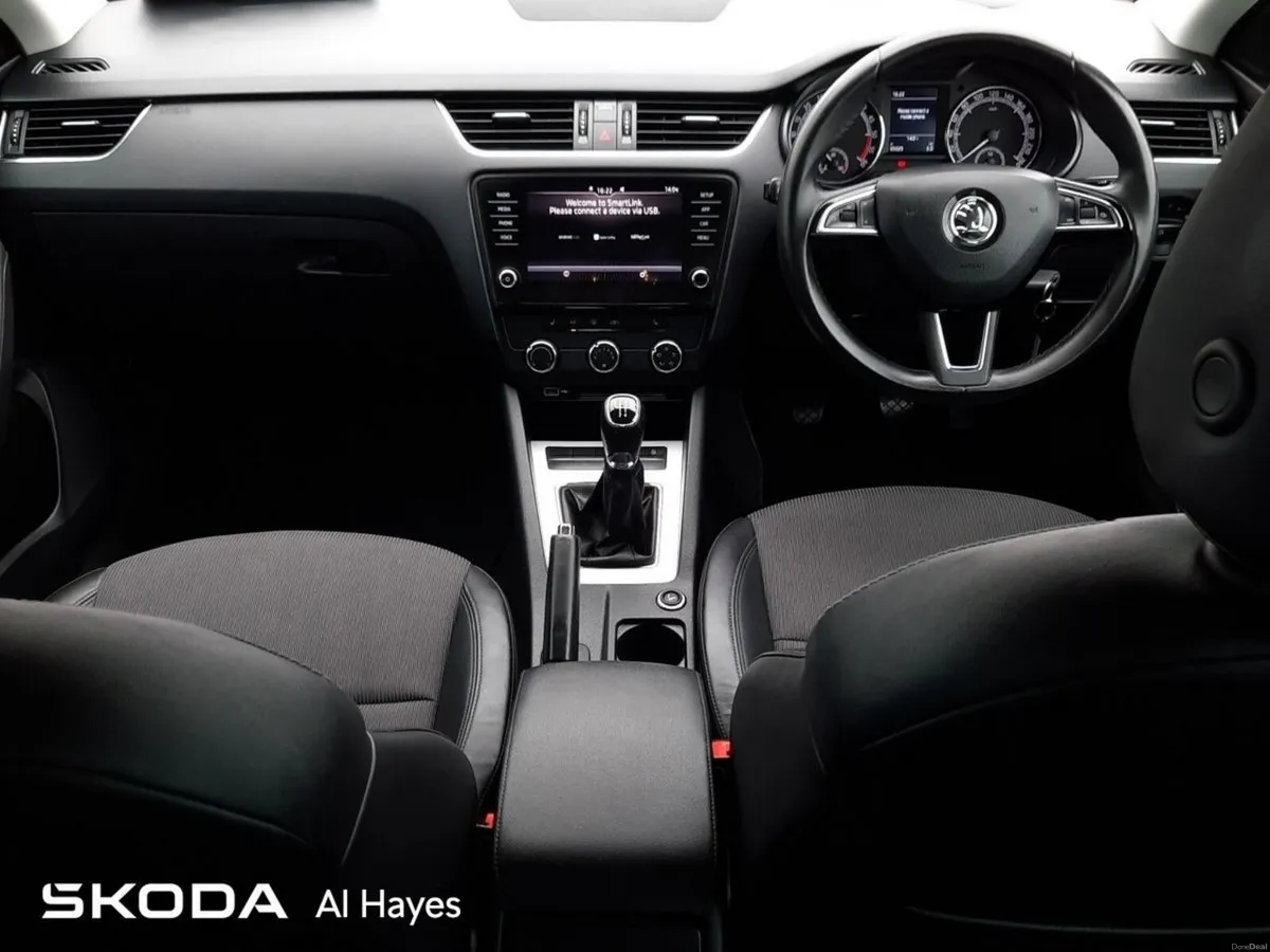 Skoda Octavia **FLASH SALE**SOLEIL TOP SPEC** 1.6T - Image 2