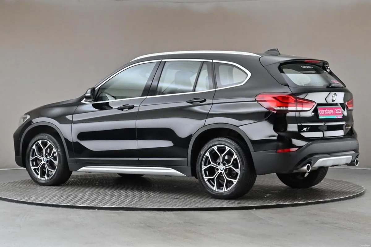 BMW X1 2.0 X LINE SDRIVE18D - Image 6