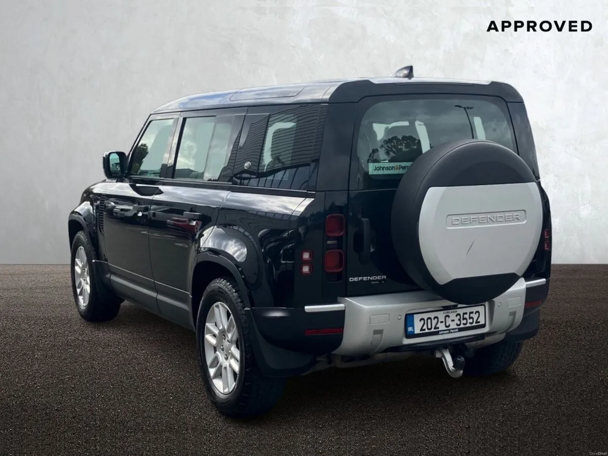 Land Rover Defender 110 2.0D SD4 S - Image 2