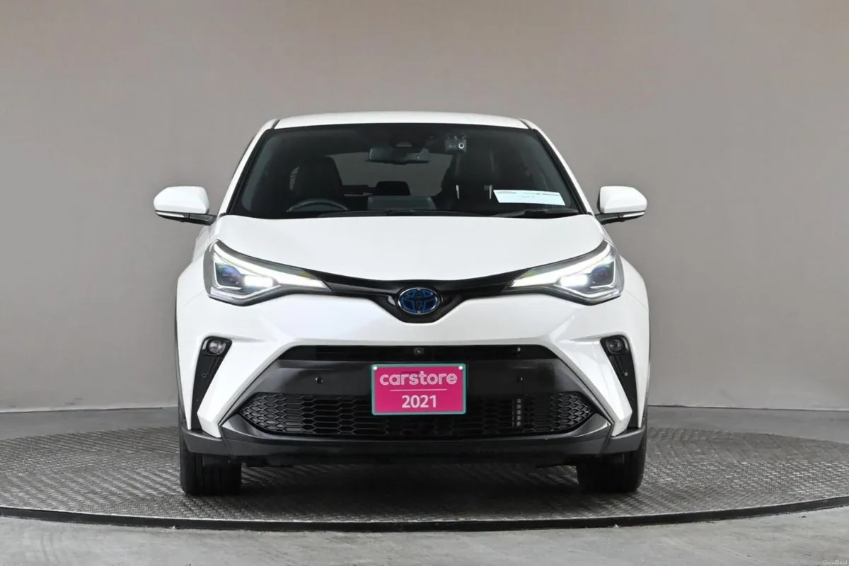 Toyota C-HR 1.8 HYBRID **HALF LEATHER**360 PAN CAM - Image 2