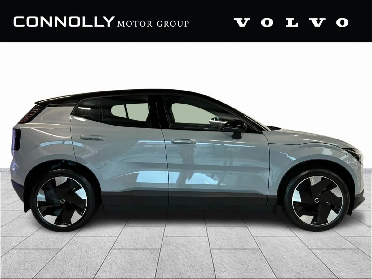 Volvo EX30 Extended Range PLUS| Electric | Heated - Image 3