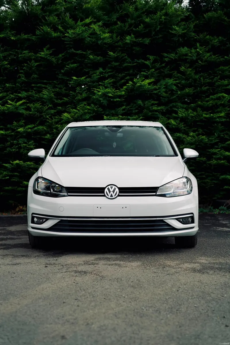 Volkswagen Golf Comfortline 2018 |Efficient Hatchb - Image 3
