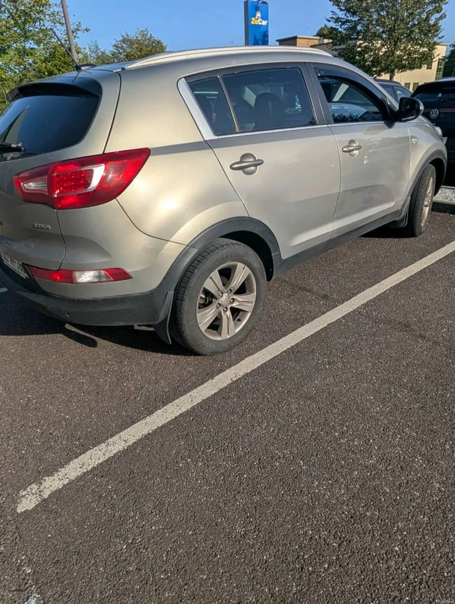 KIA SPORTAGE - Image 5