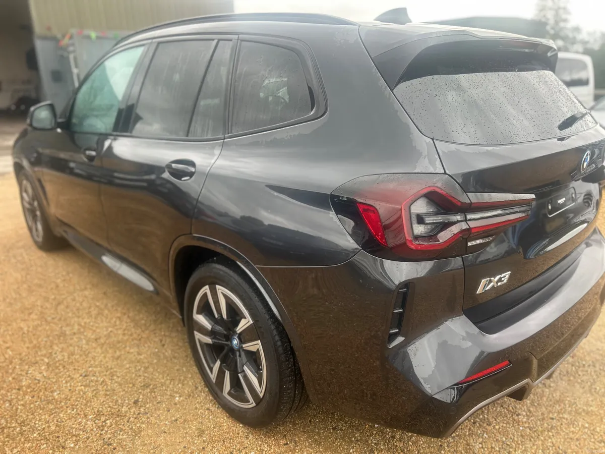 BMW iX3 MSPORT - Image 4