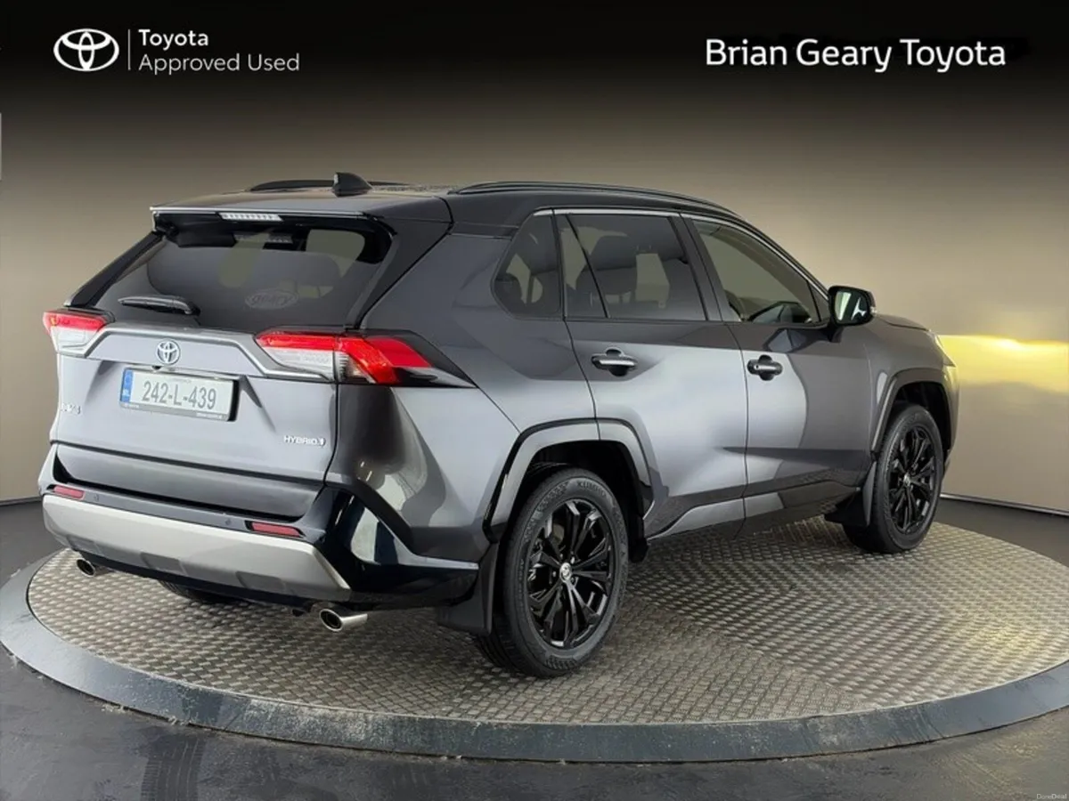 Toyota RAV4 Hybrid Sport - Image 2