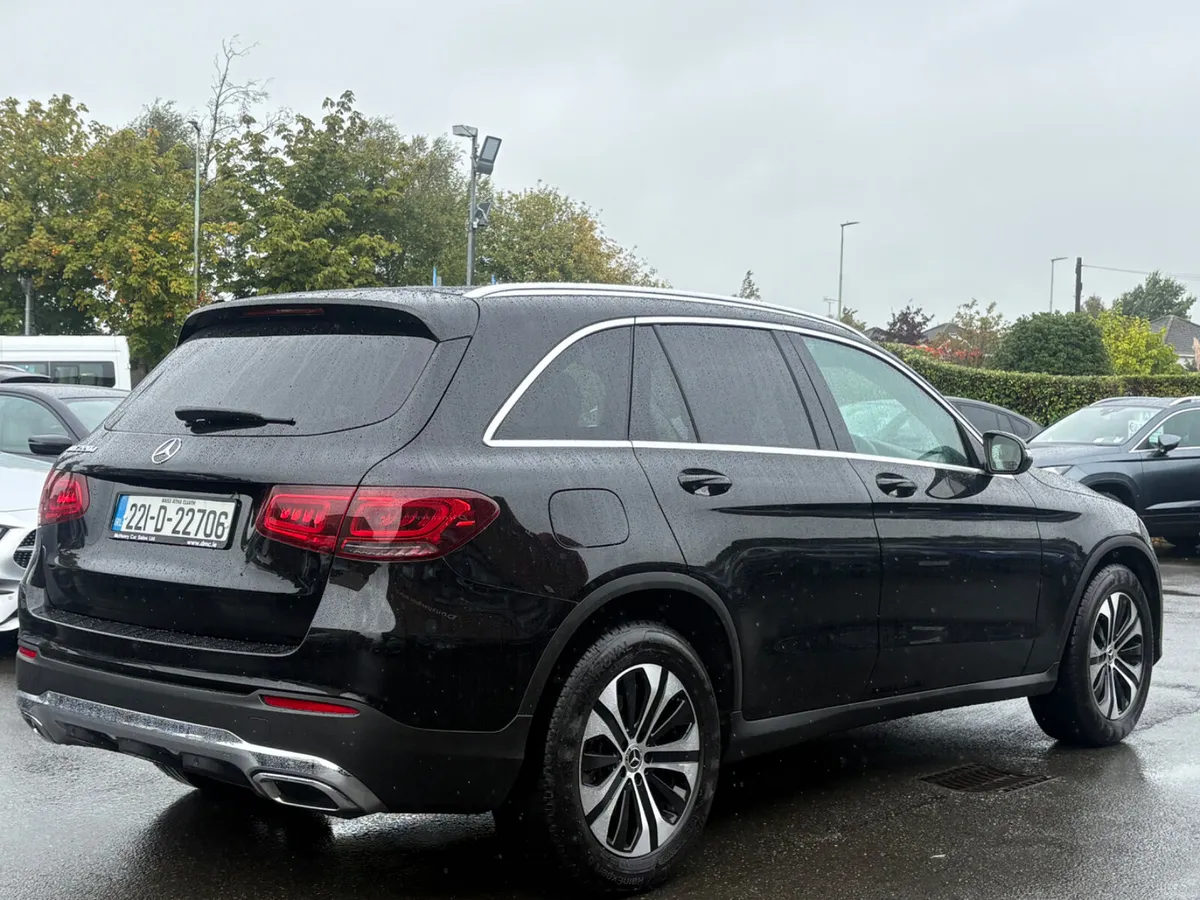 2022 Mercedes-Benz GLC 220D - Image 5