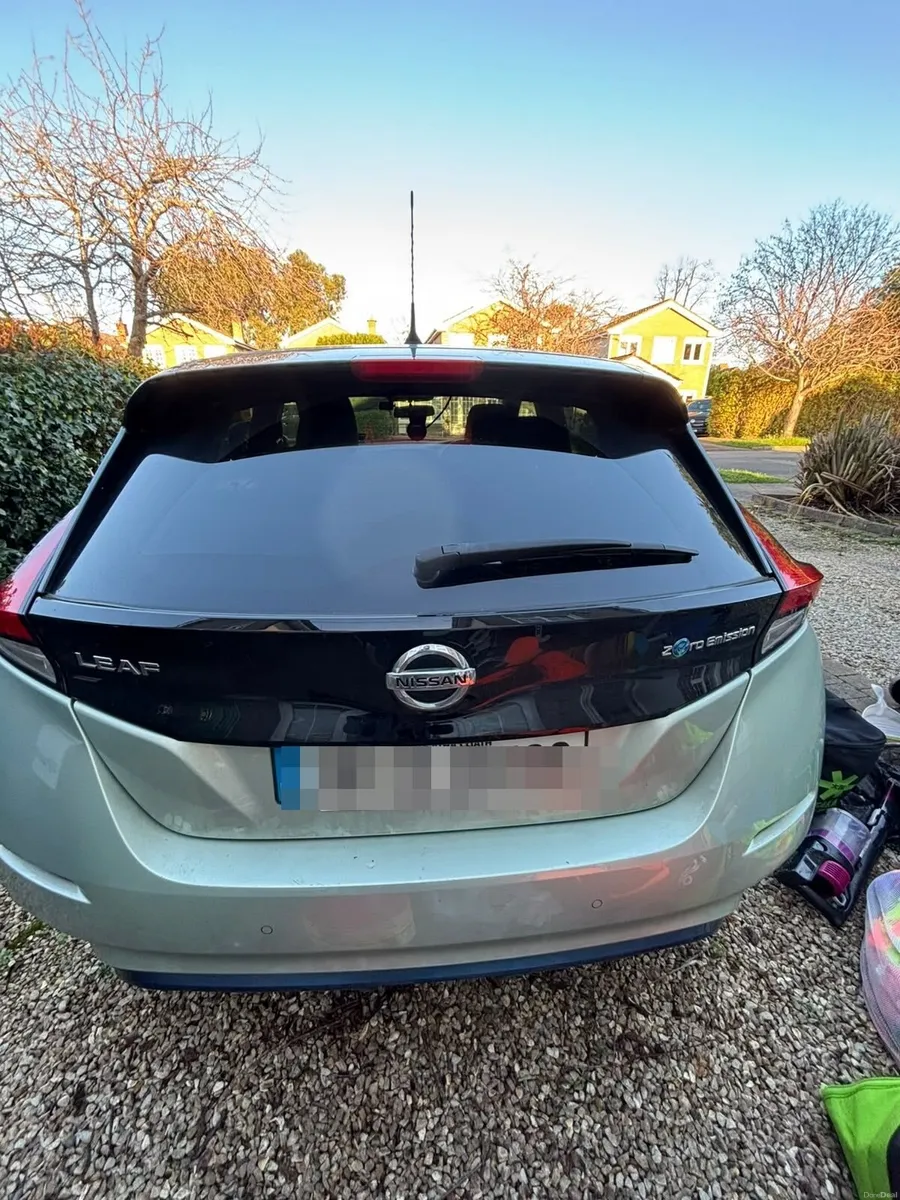 Nissan Leaf 2018 - Image 1