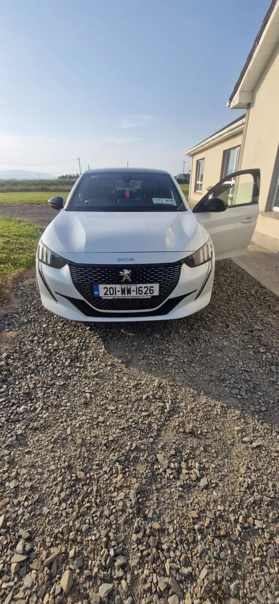 Peugeot 208 GT Line 2020 - Image 1