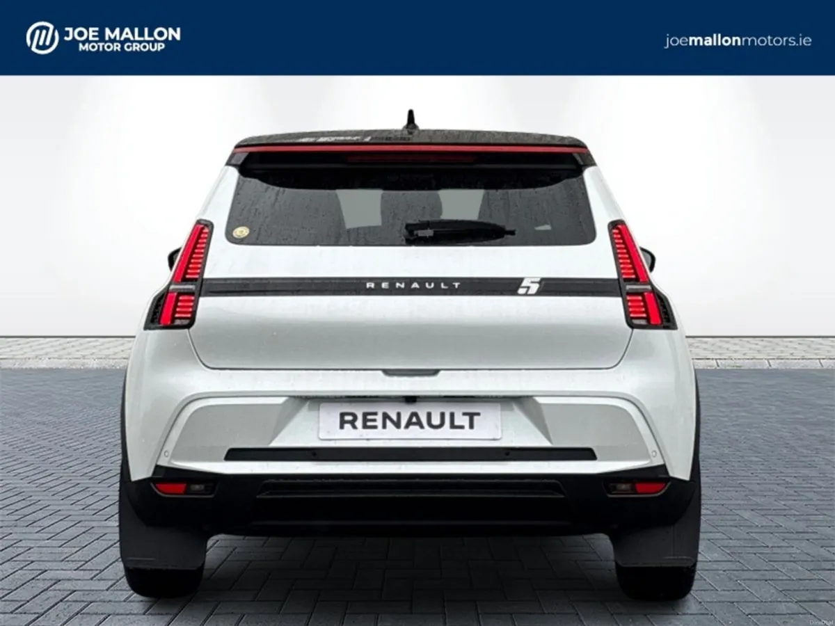 Renault 5 E-Tech techno 52kWh 150hp - Image 5