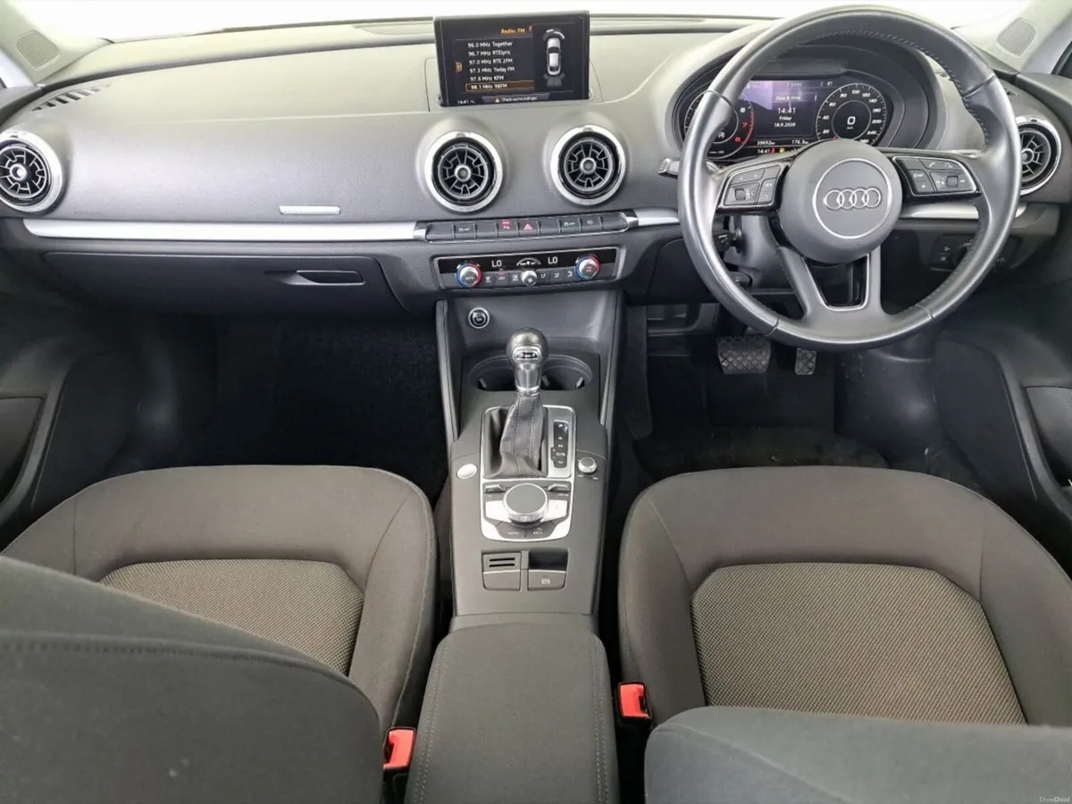 Audi A3 TFSI AUTOMATIC - Image 3