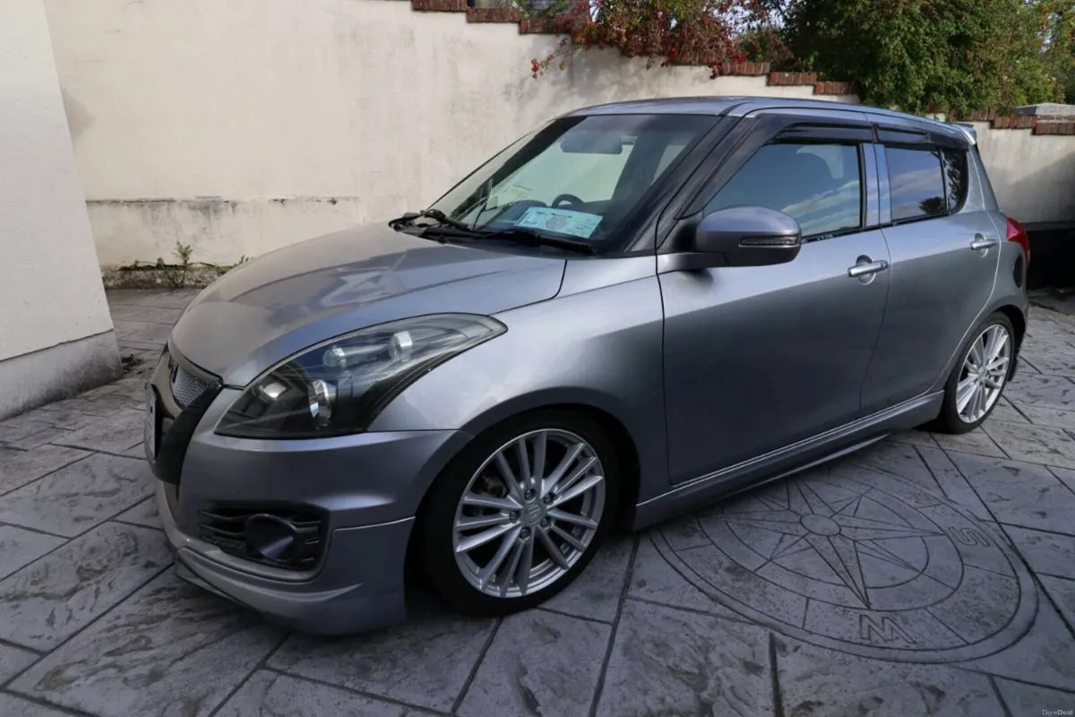 Suzuki Swift Sport 1.6 Automatic 2012 - Image 1