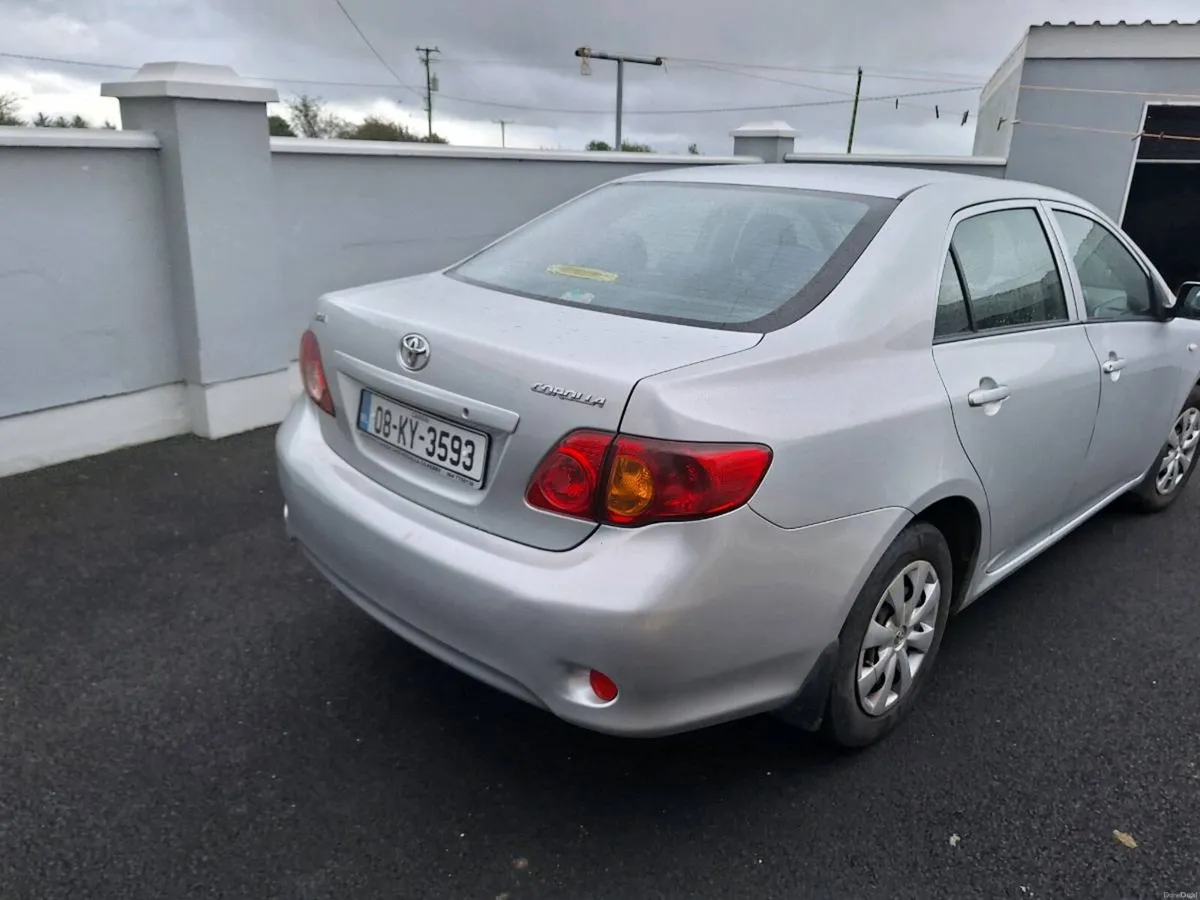 Car - Image 6