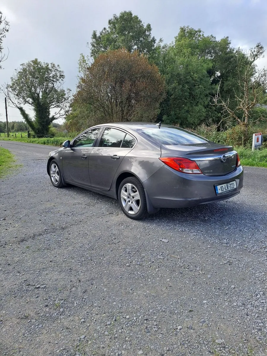 2010 Opel Insignia 2L Long NCT and Tax - Image 3