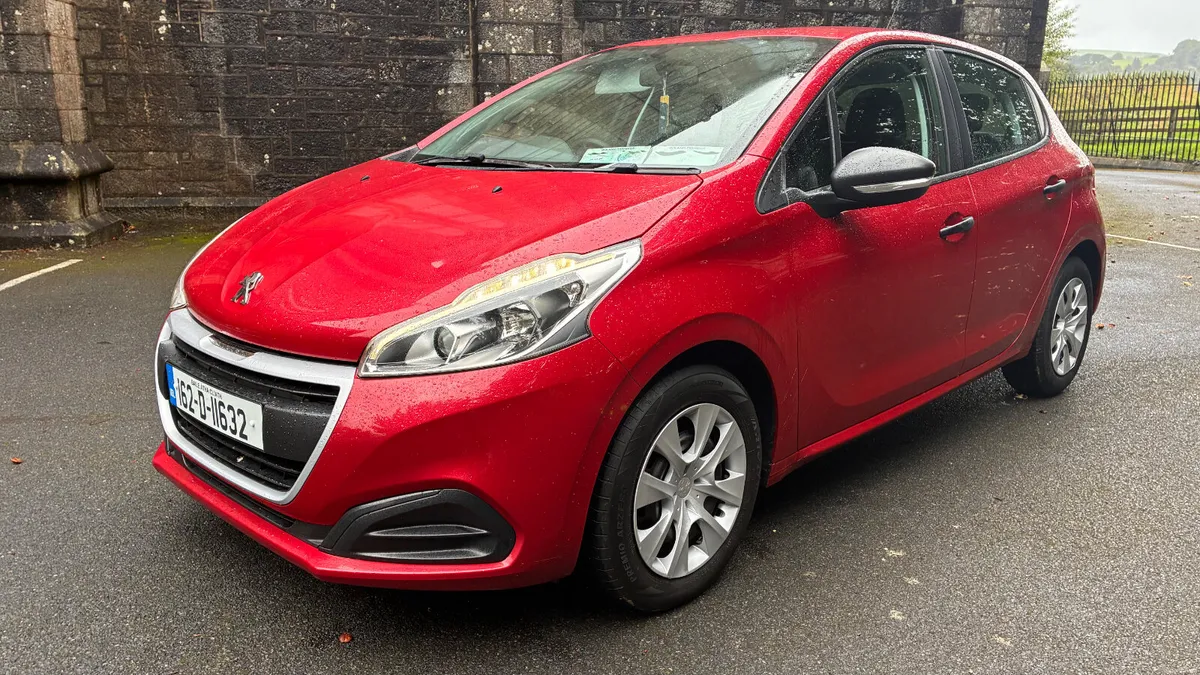 Peugeot 208 2016 - Image 2
