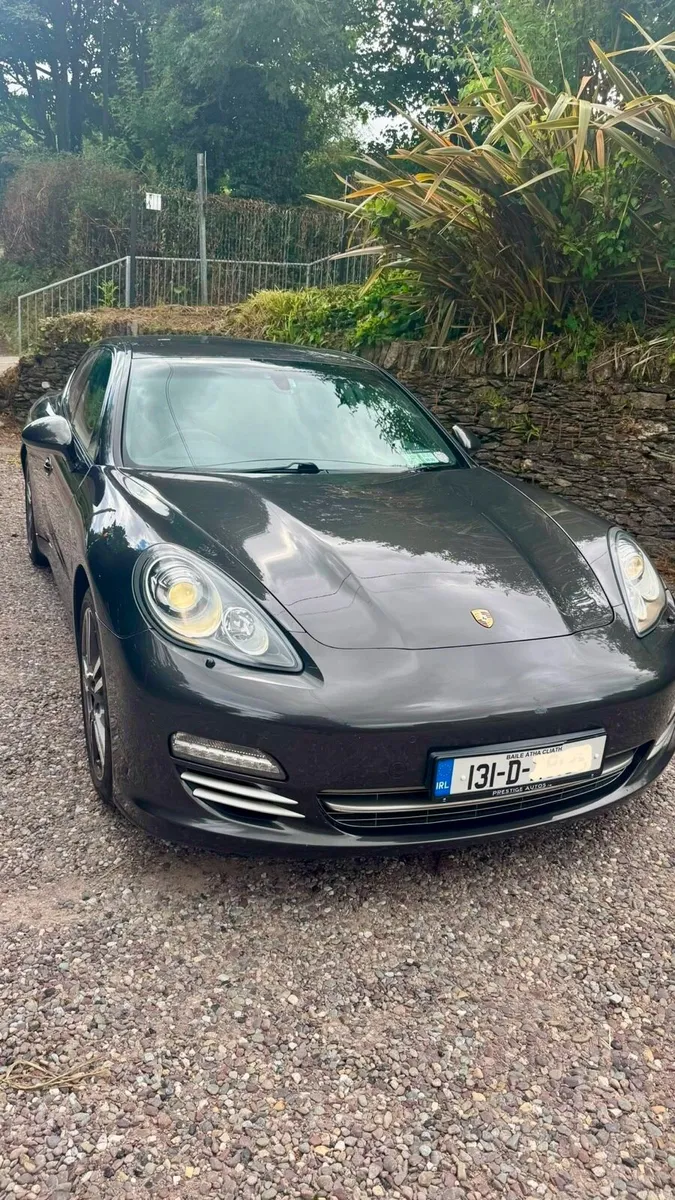 Porsche Panamera 3.0D - Image 2
