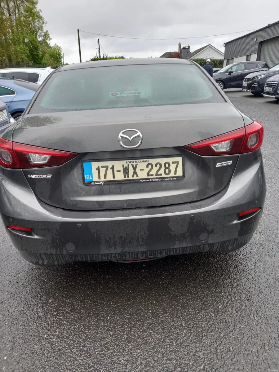 2017 Mazda 3 2.2L Diesel - Image 3