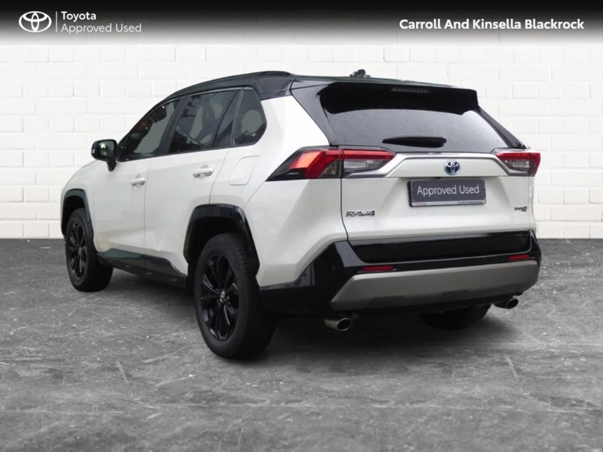 Toyota RAV4 Hybrid Sport - Image 2