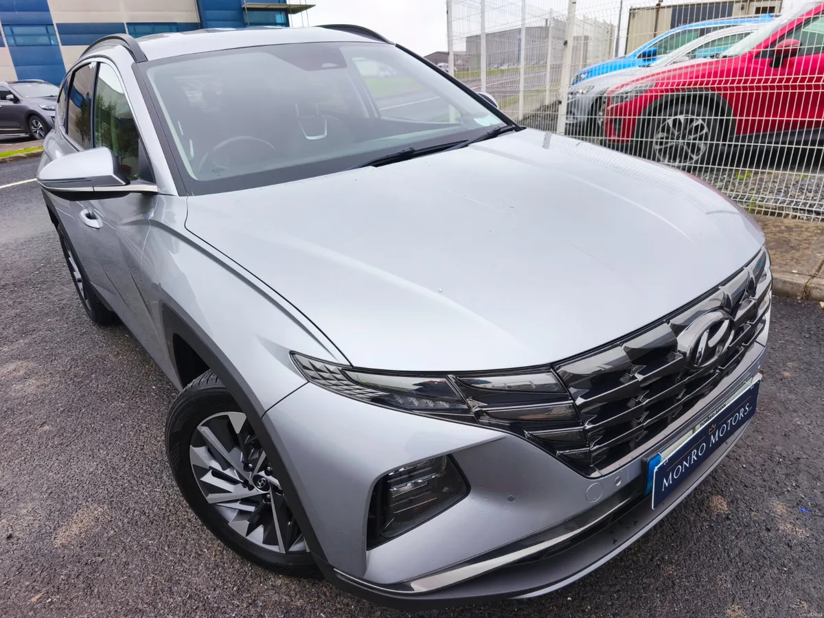 Hyundai Tucson 2022 2WD Executive Plus, New t/b - Image 3