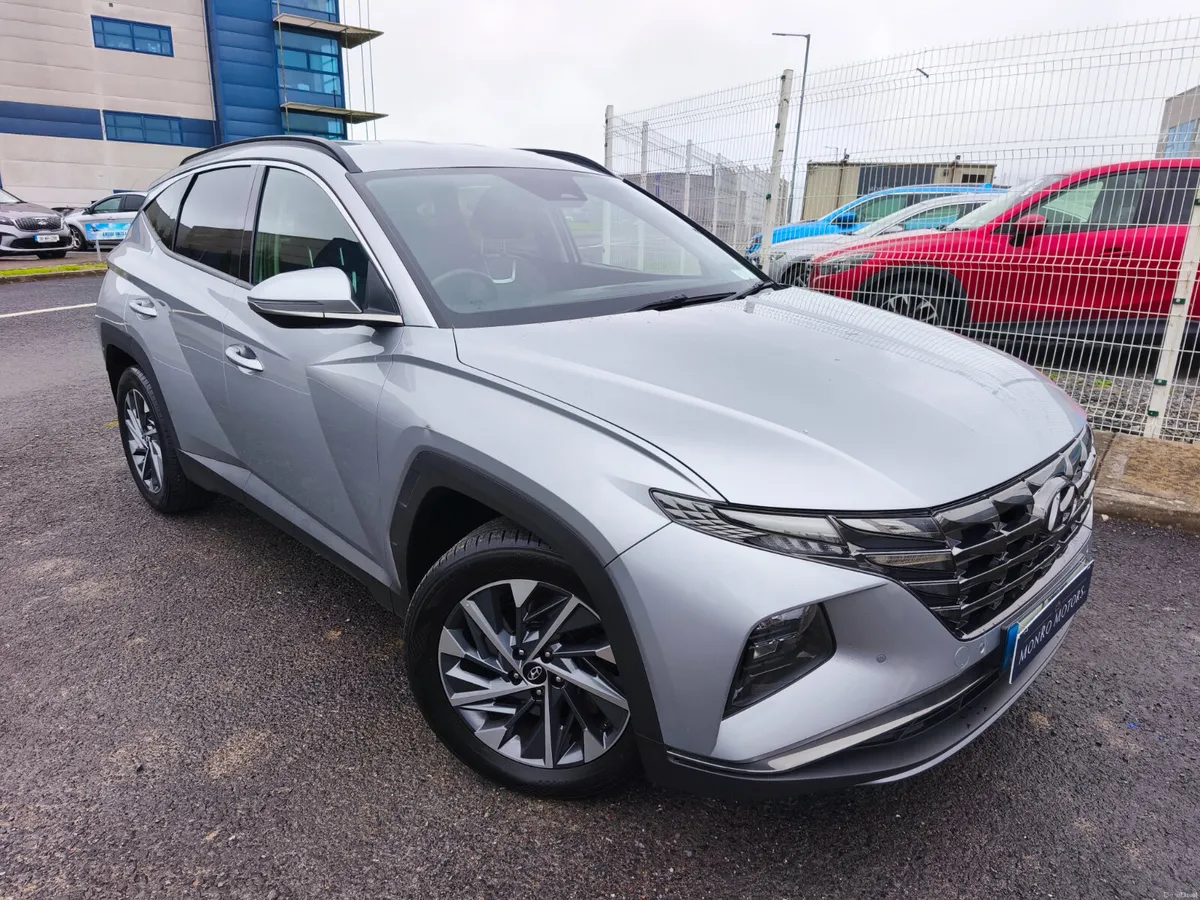 Hyundai Tucson 2022 2WD Executive Plus, New t/b - Image 2